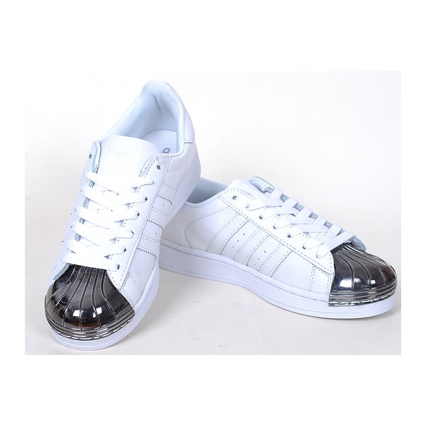 Adidas blanche femme scratch best sale