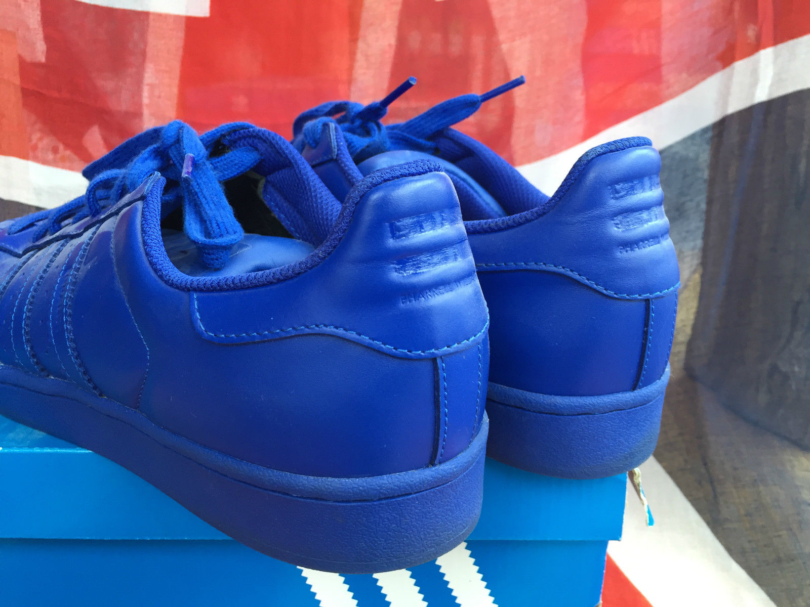 RÃ©duction de prix Noir adidas superstar pharrell williams bleu Se Unisex Cuir Baskets - si 