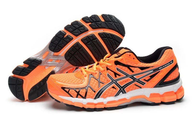 chaussure course asics