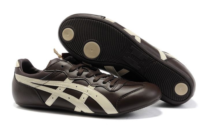 asics whizzer lo marron