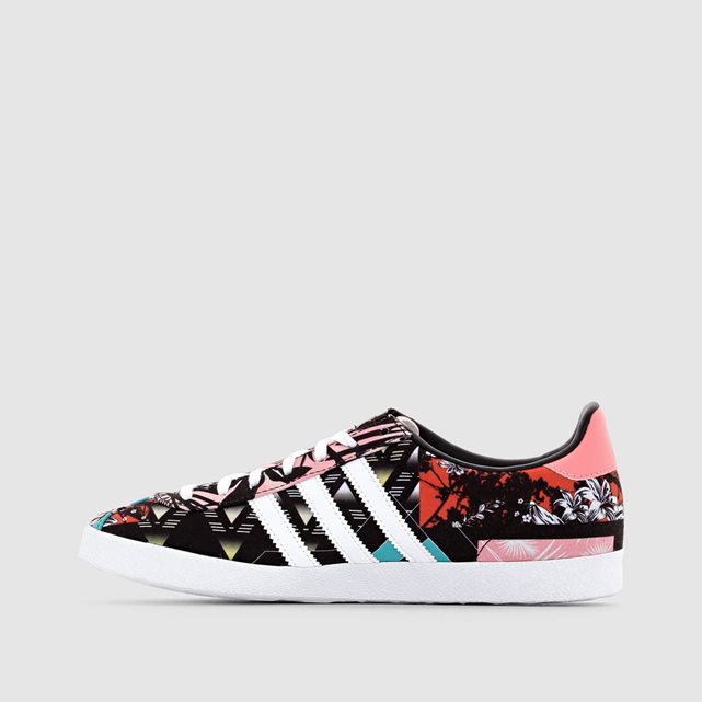 basket adidas fleuri